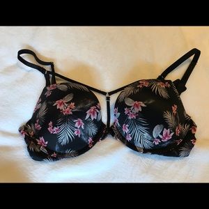 Victoria’s Secret like new bra
